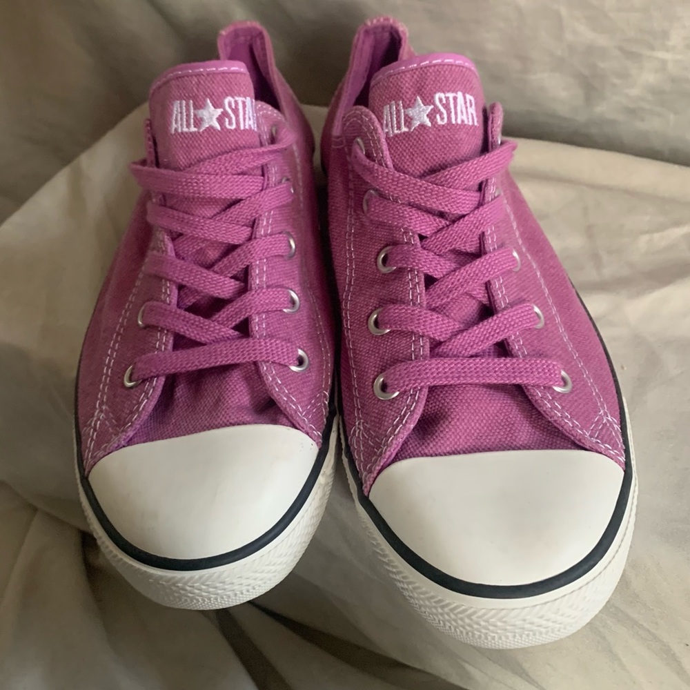Converse, purple, lightweight, low ankle, 8M/10W, LIKE NEW